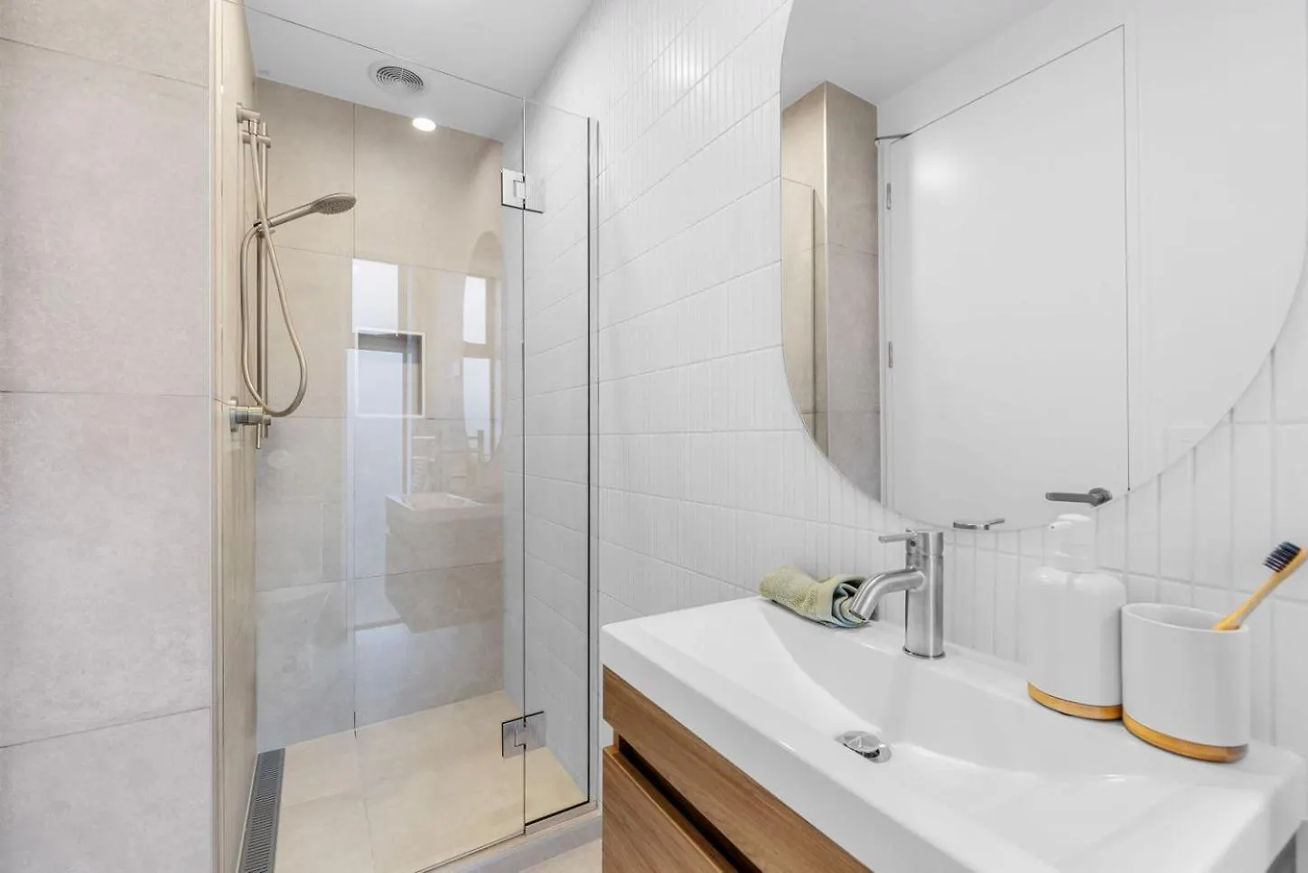 Merivale Executive Stays Christchurch